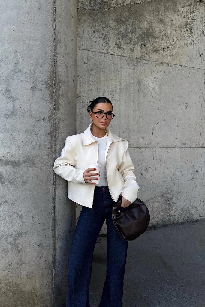 White Shirt Collar Jacket