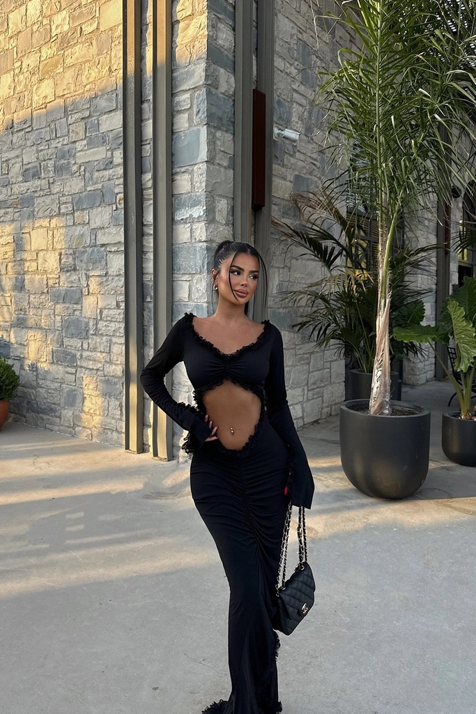 Black Lotte Dress