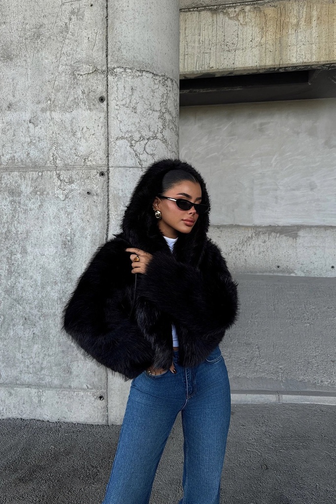 Black Hooded Fur