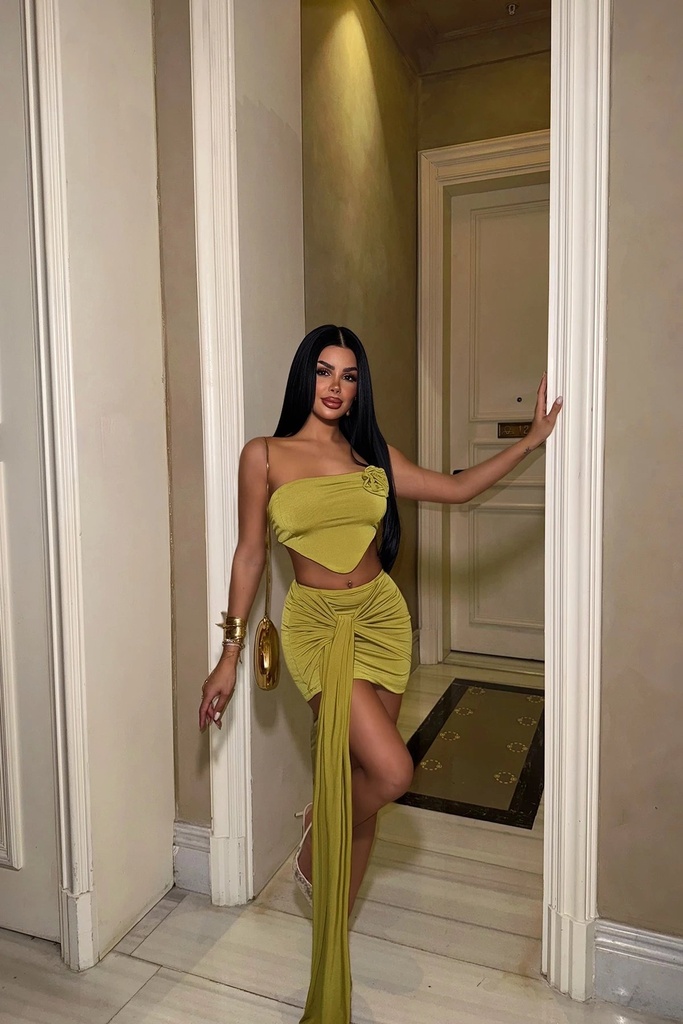 Oil Green Skirt Suit