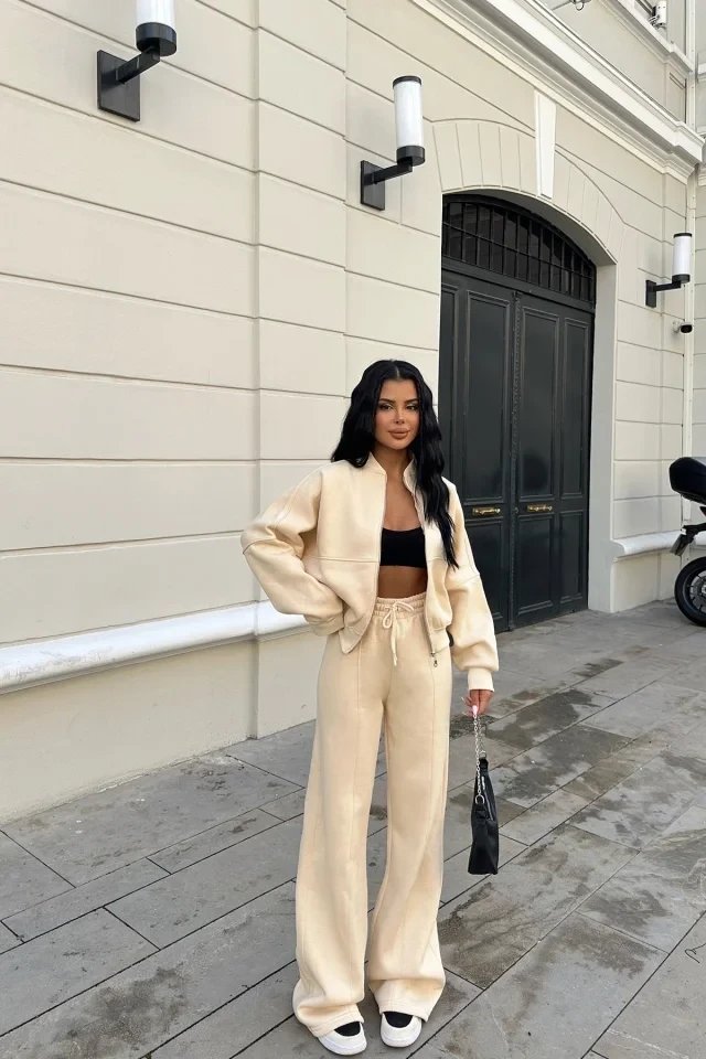 Cream Zipper Detail Suit