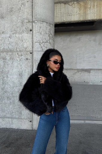 [ATE-1812-SML222] Black Hooded Fur